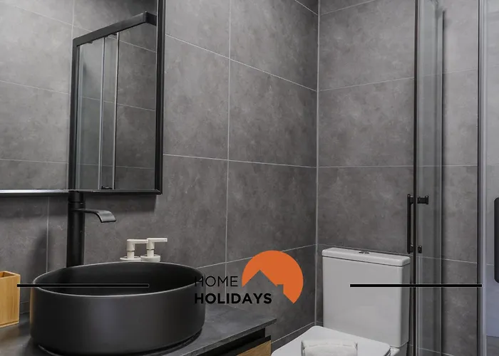 #022 T2 Velamar By Holidays